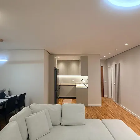 Cozy Glow Apartment